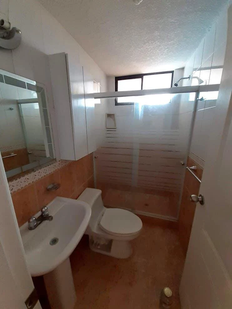 Vendo Departamento Conjunto Habitacional Sector Norte Mena del Hierro — imagen 5