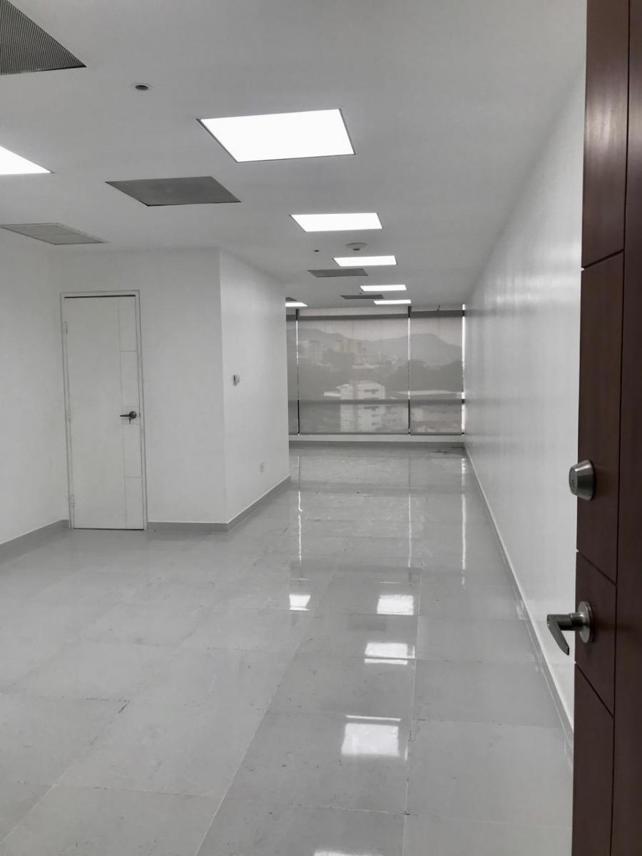 Norte. World Trade Center en Venta Oficina de 50 m² Remodelada, Guayas — imagen 4