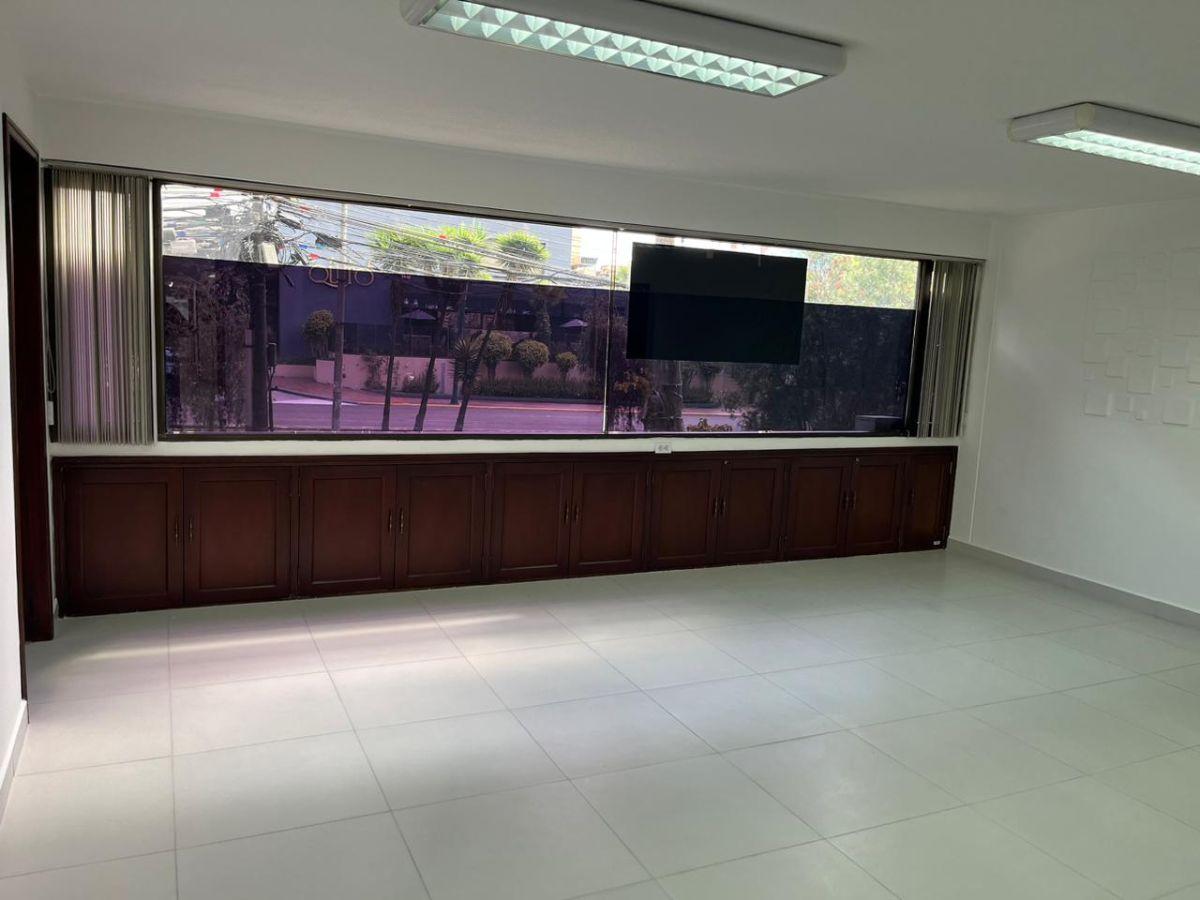 Vendo - Hermosa Oficina - Frente Al Swissotel — imagen 3