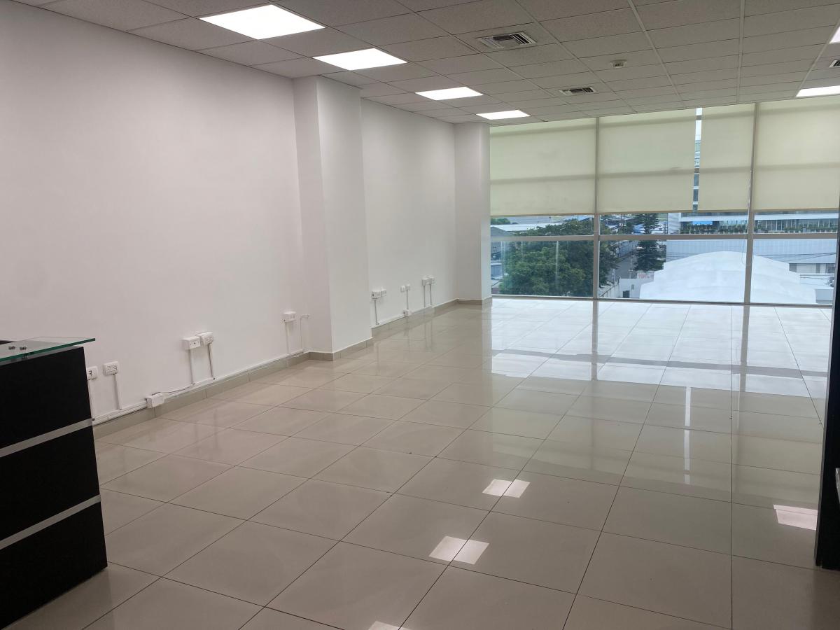 Vendo o Oficina en Plaza Center. Linda Vista Panoramica. 58,02 m², Guayas — imagen 4