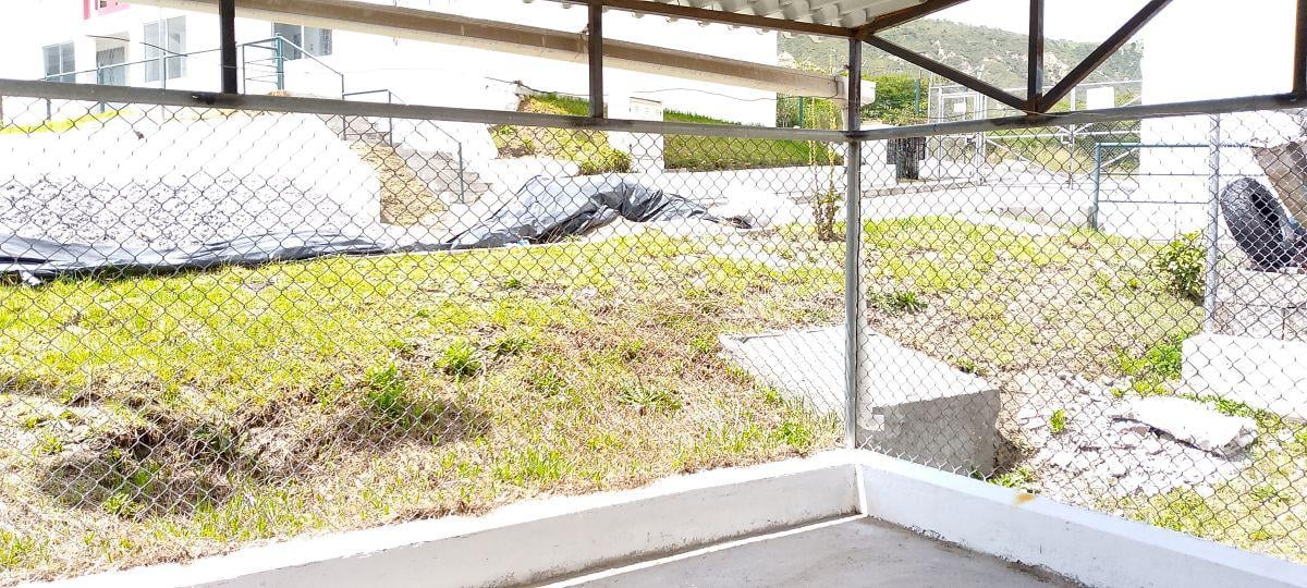 En Venta Casa de 3 Pisos en Pomasqui - Ciudad Bicentenario — imagen 3