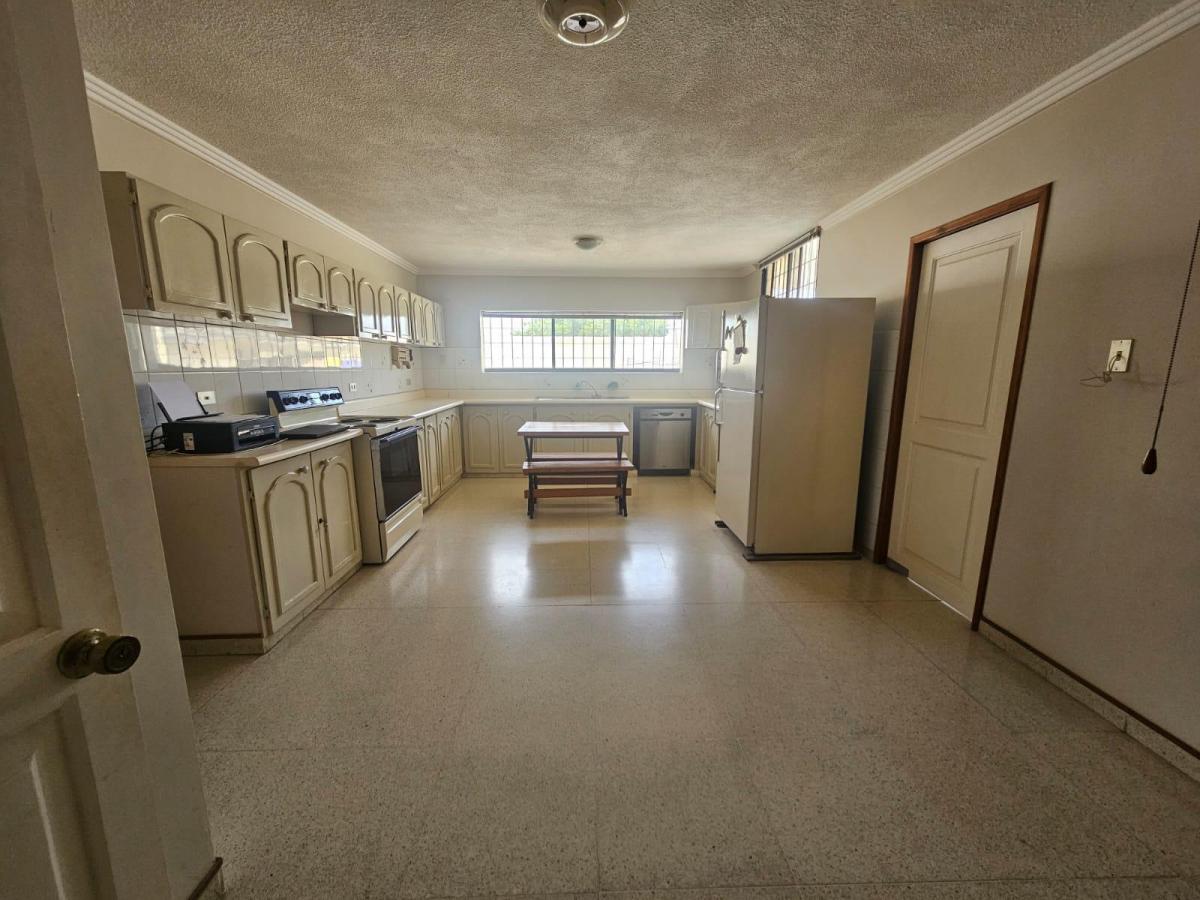 En Venta Casa Cerca Al Mar Salinas /sector Milina - I. Alarcón — imagen 3