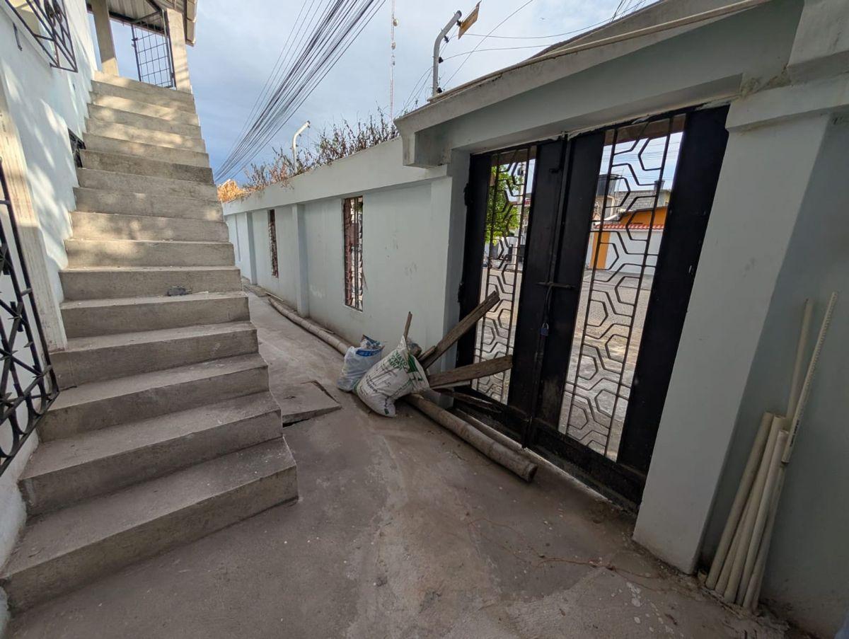Casa Esquinera en Venta en Machala, El Oro — imagen 5