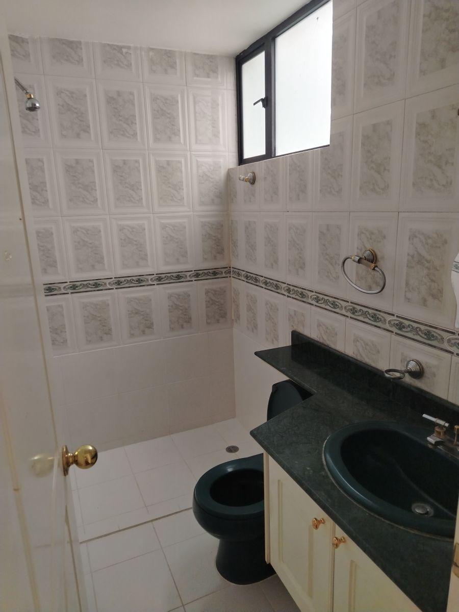 Vendo Departamento Amplio Ideal Para Negocio o Vivienda Super Bien Ubicado Sector El Triangulo — imagen 4