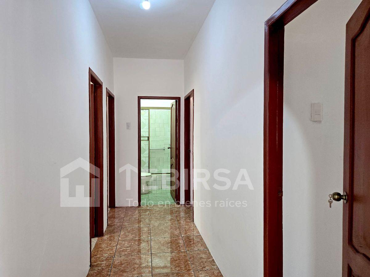 Casa Rentera en Venta, con 4 Departamentos y Local Comercial - Ciudadela Ietel, Guayaquil, Guayas — imagen 3