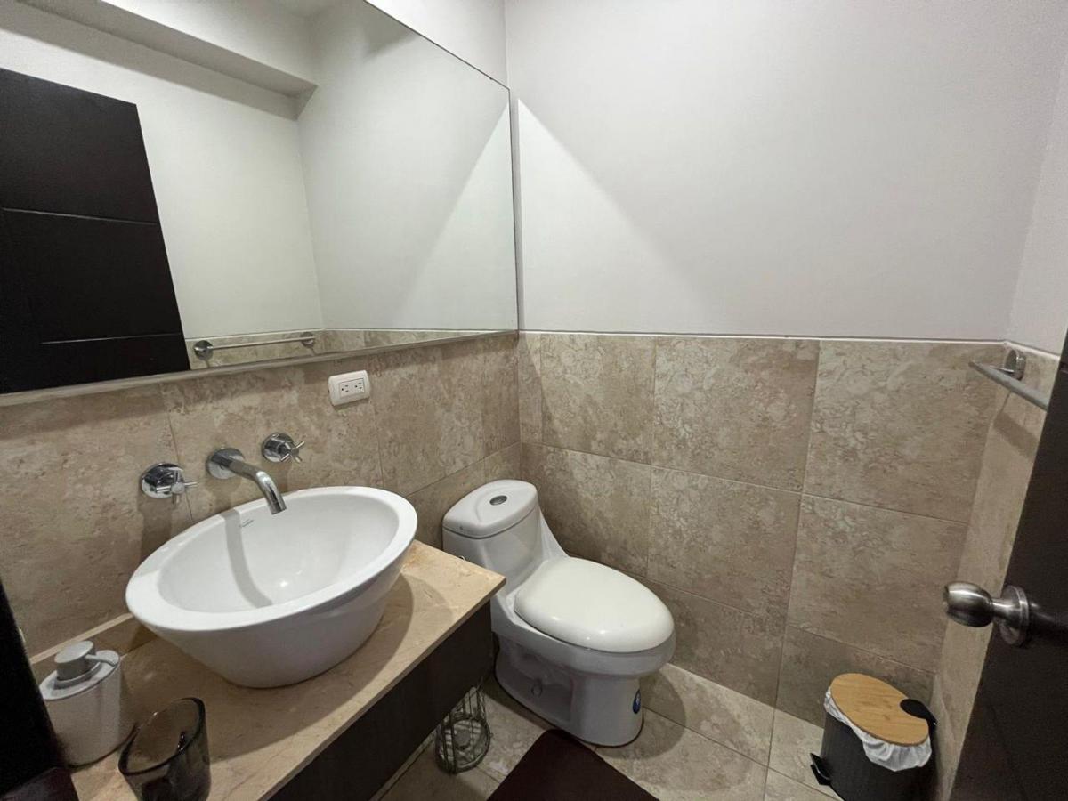 Departamento Amoblado de Venta en Urbanizacion Ciudad del Mar Manta G/r, Manabí — imagen 3