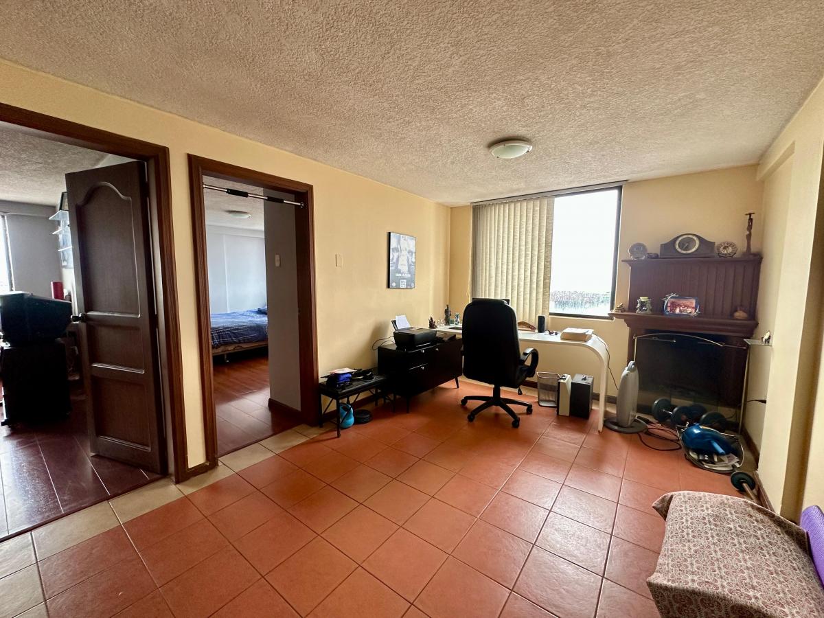 Vendo Departamento Amplio - Sector Unión Nacional — imagen 3