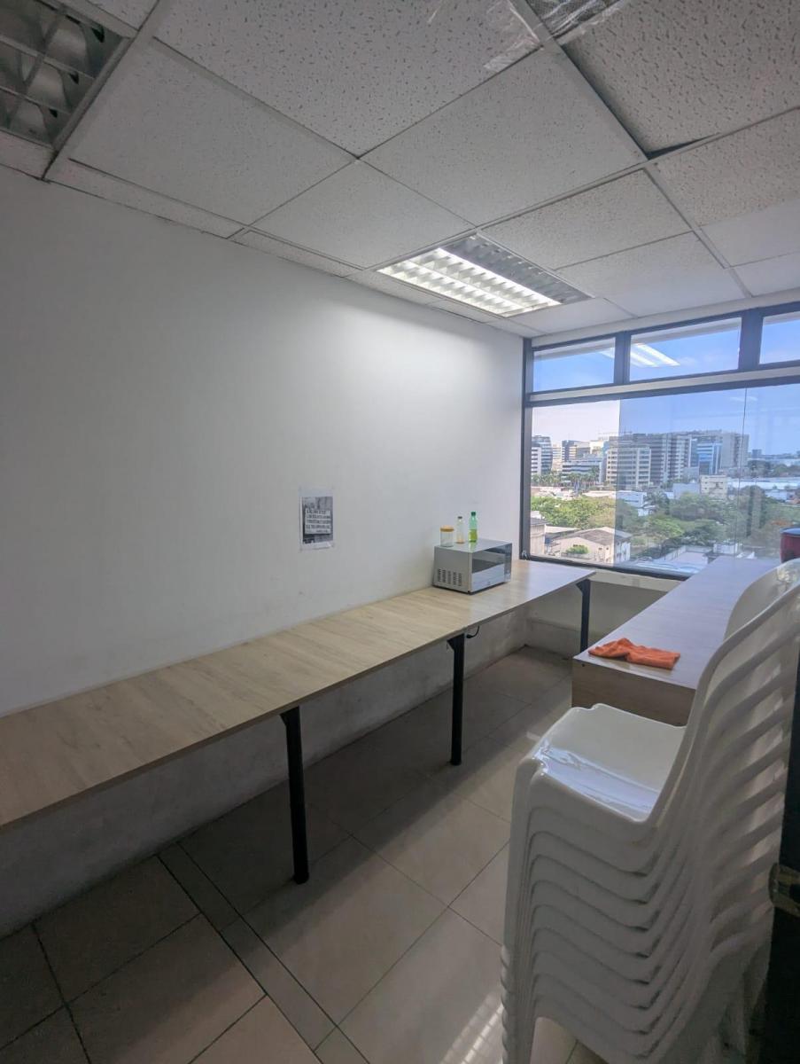 Oficina de Venta en Torres del Norte - Guayaquil - Kennedy Norte, Guayas — imagen 5