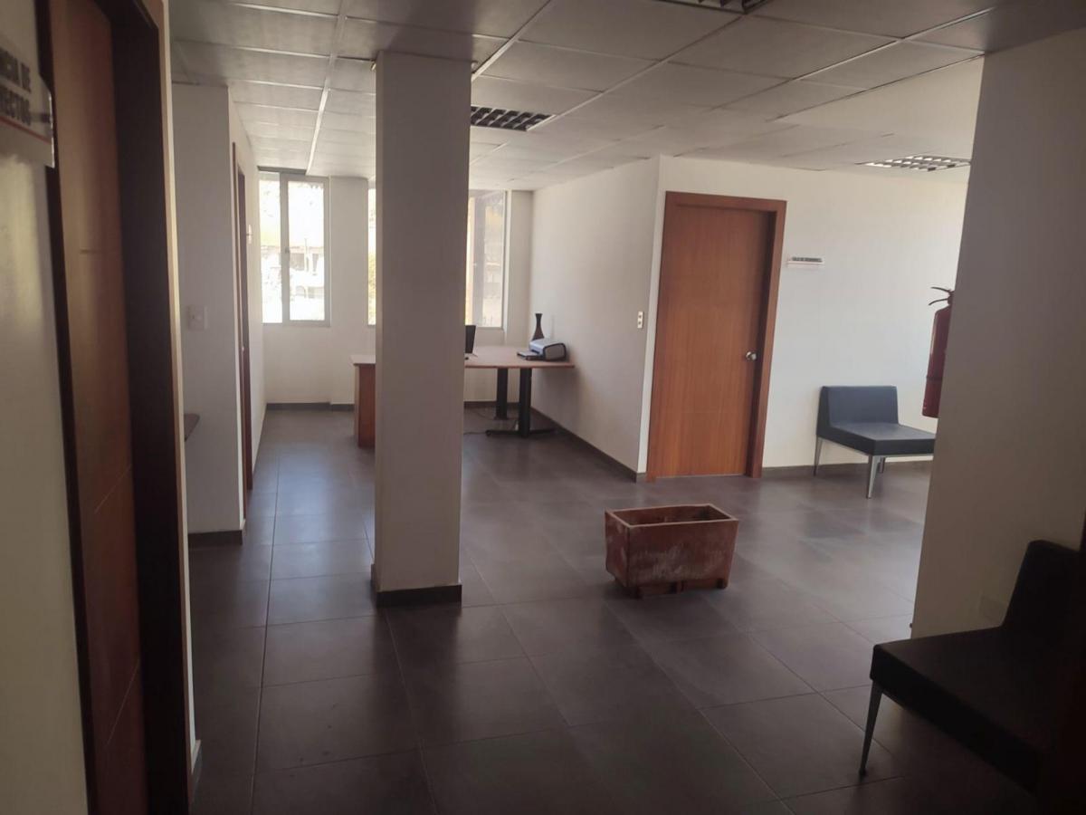 Terreno con Edificio de Oficinas en La Cristiania — imagen 4