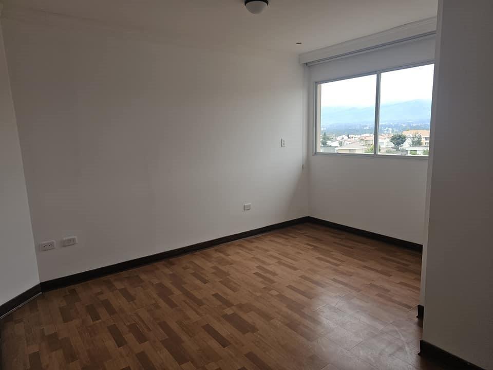 Mv - Sector Valle de Los Chillos en Venta Dpto 139,67 m² + Terraza 9,21 m² en Conjunto Privado — imagen 4