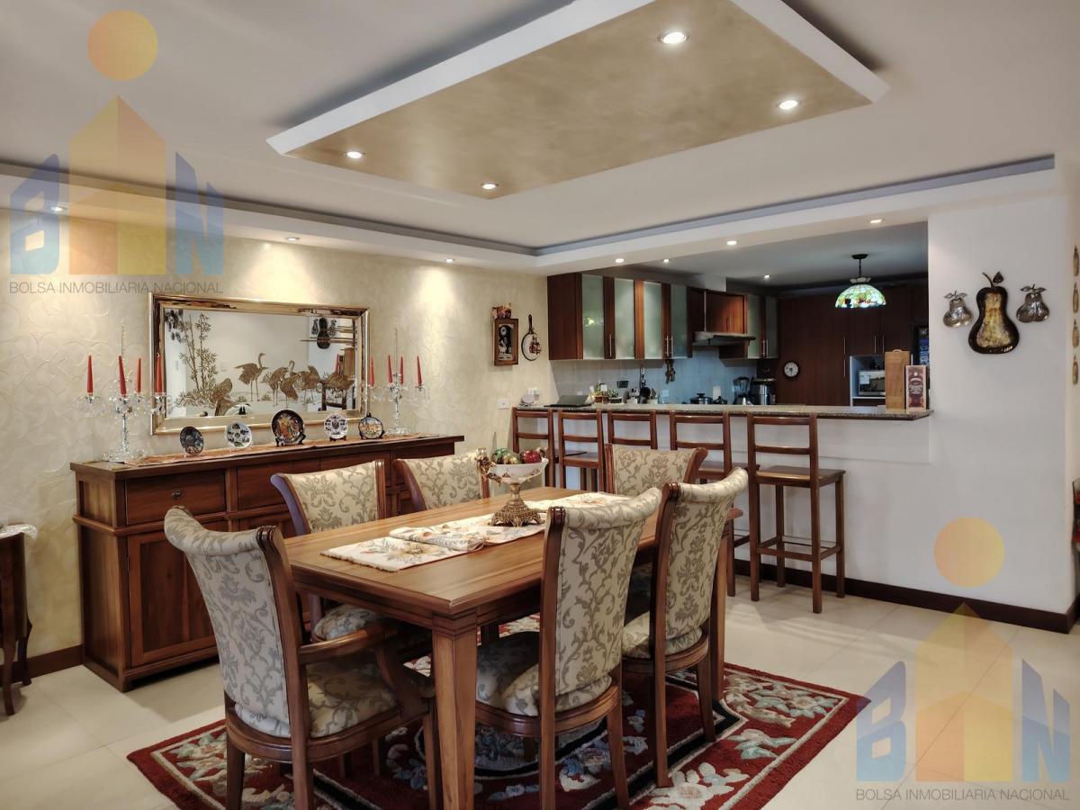 Ct Venta Departamento con Terraza y Mucha Naturalesa en Urbanzacion con Seguridad Sector Tanda Nayon — imagen 5