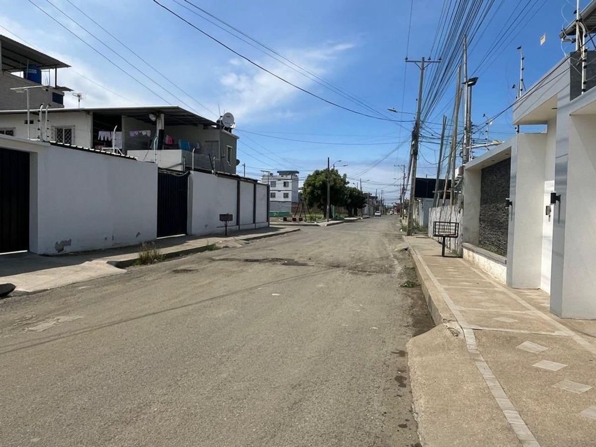 Terreno de Venta en Manta Zona Elegole, Manabí — imagen 3