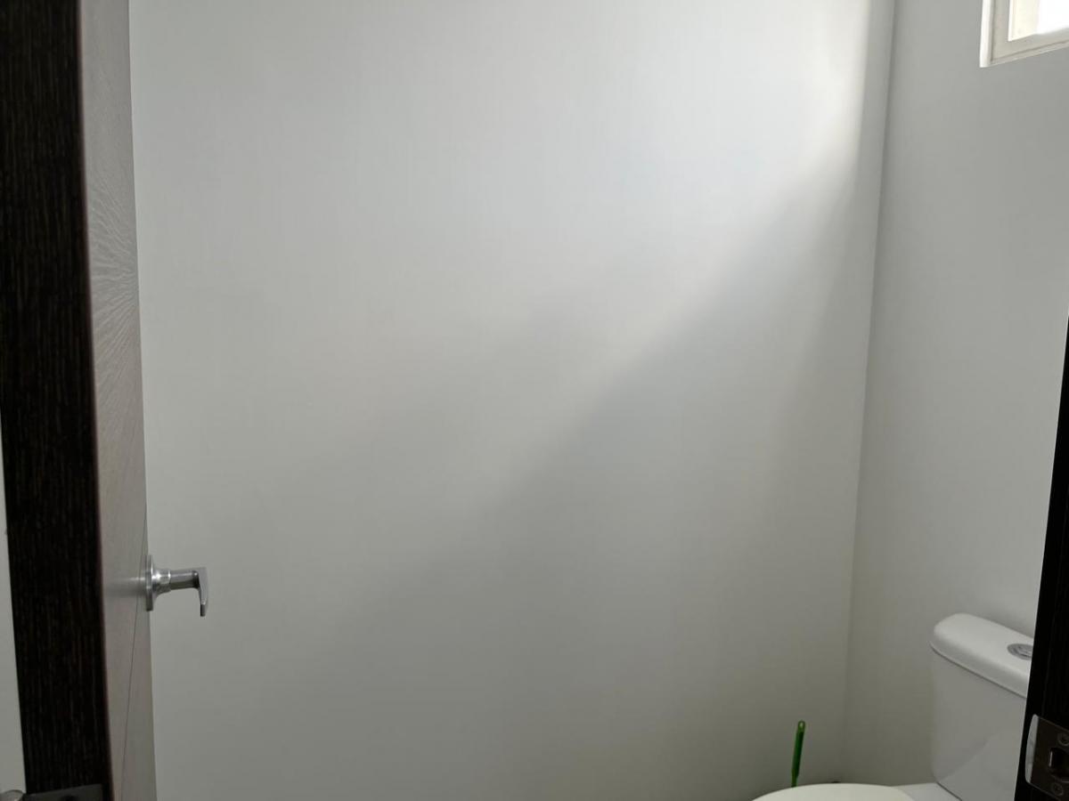 Vendo Lujoso Dpto 3 Dor Sector Santa Lucia Cumbaya — imagen 4