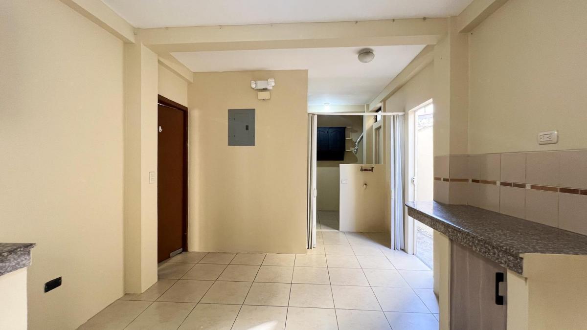 Casa de Venta en Villa Club, Etapa Floral, Guayas — imagen 5