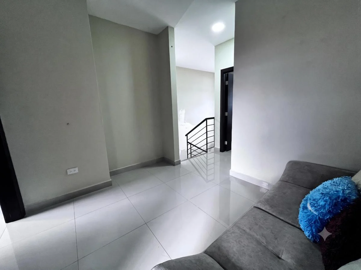 Vendo Depar en La Urb. Santa Cecilia Los Ceibos, Guayas — imagen 5