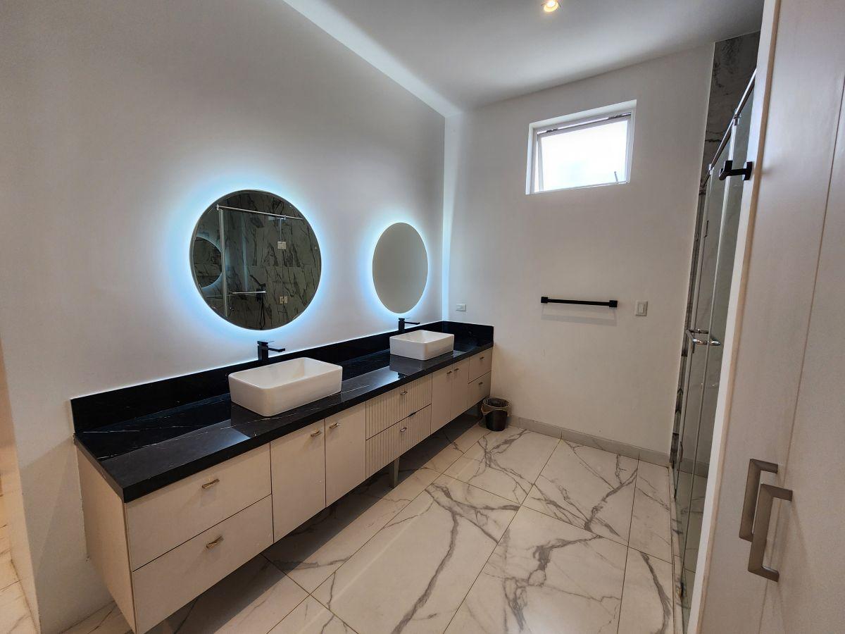 Casa Inteligente Semiamoblada en Venta en Puerto Azul, Vía a La Costa - Maleovillegas, Guayas — imagen 4