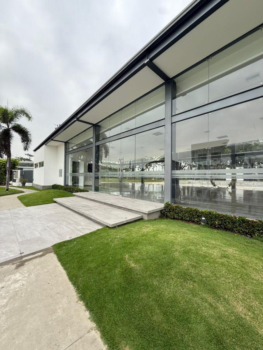 Vendo Terreno en Samborondon, Estancias del Rio, Sede Social con Piscina, Gimnasio, Canchas T y F, Guayas — imagen 4