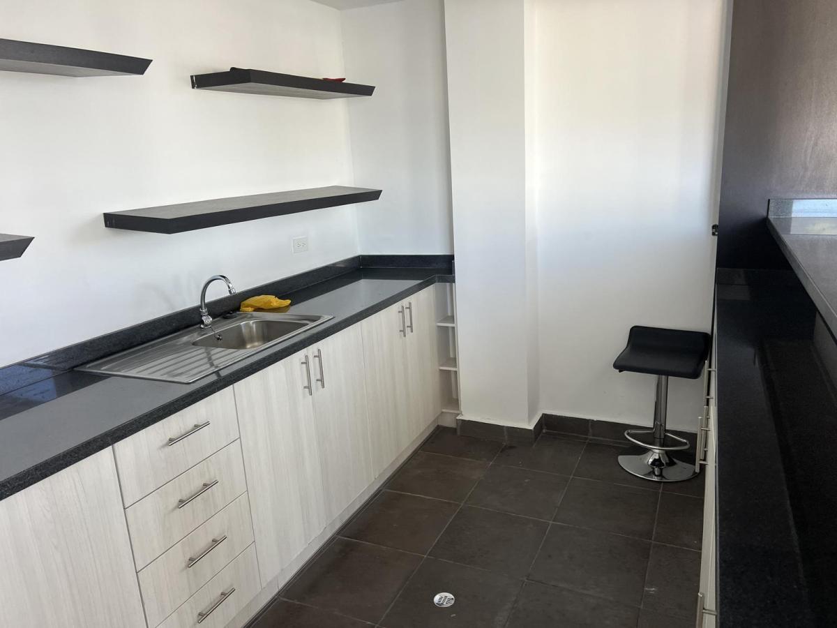 Quito Departamento de Venta Sector Paque Metropolitano — imagen 4
