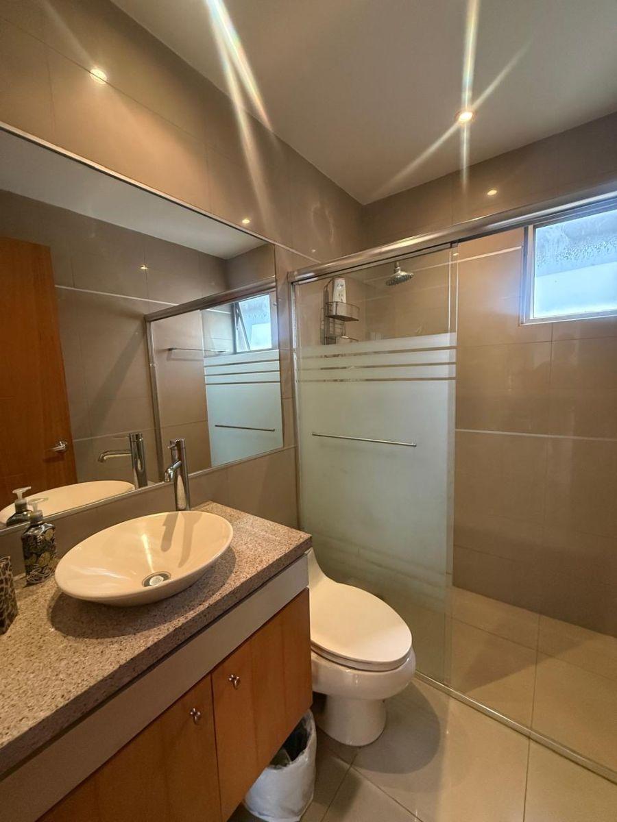 Departamento en Venta con Espectacular Vista Al Río, Guayas — imagen 4