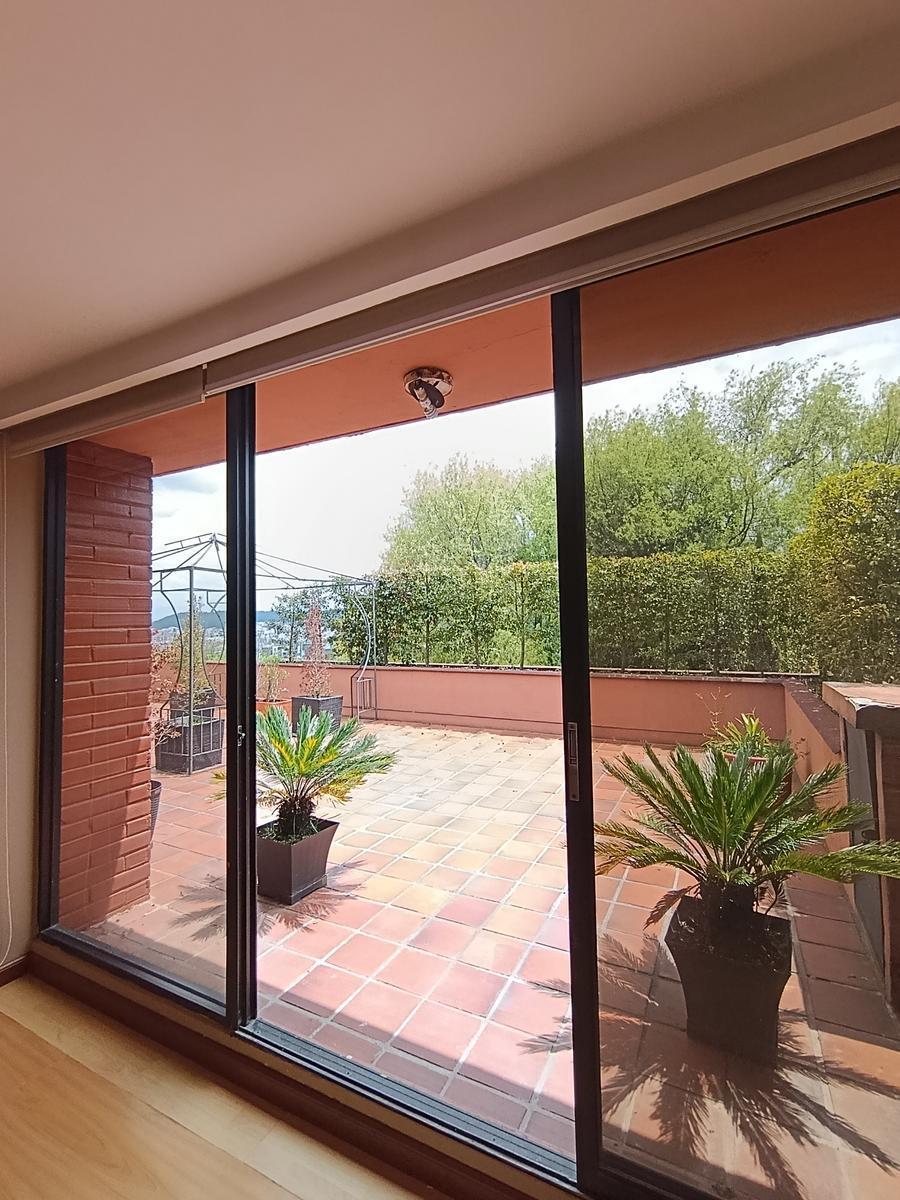 Vendo Expectacular Departamento3 Dorm. con Terraza 85 m² Parqueos 2 — imagen 3