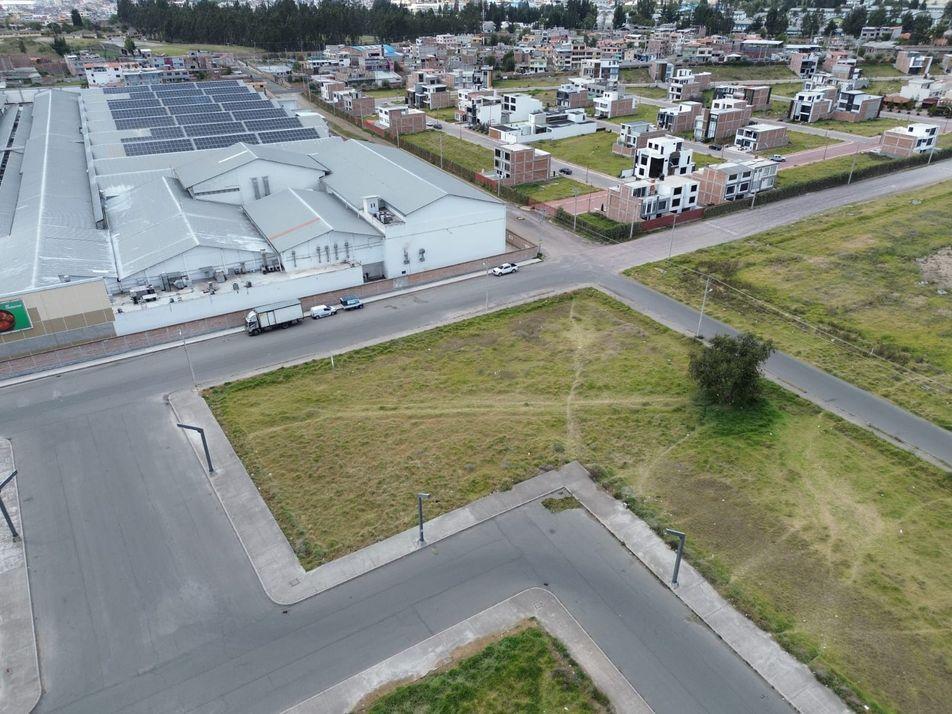 Terreno en Venta en Urb. Business Center, Riobamba, Chimborazo — imagen 3