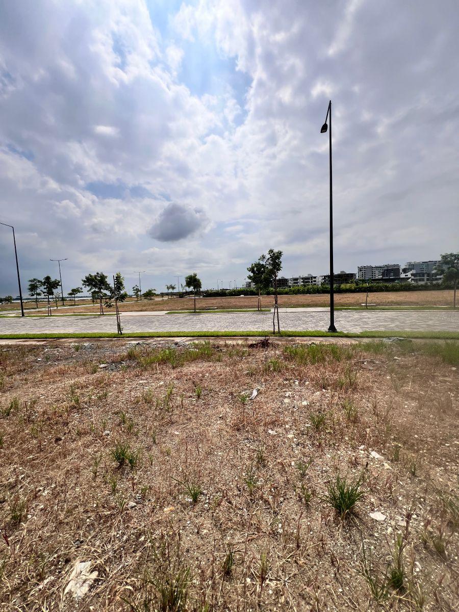 En Venta Lindo Terreno Esquinero Al Canal en “moriah” Isla Mocoli ", Samborondon Km. 6 - 600 m², Guayas — imagen 4