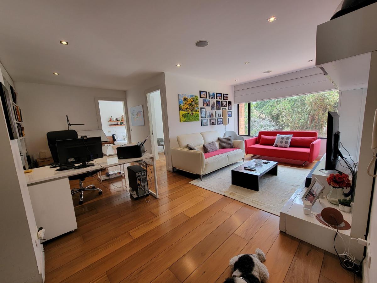 Departamento Amoblado de Venta en El Sector Quito Tenis de 325 m con Terraza Privada — imagen 4