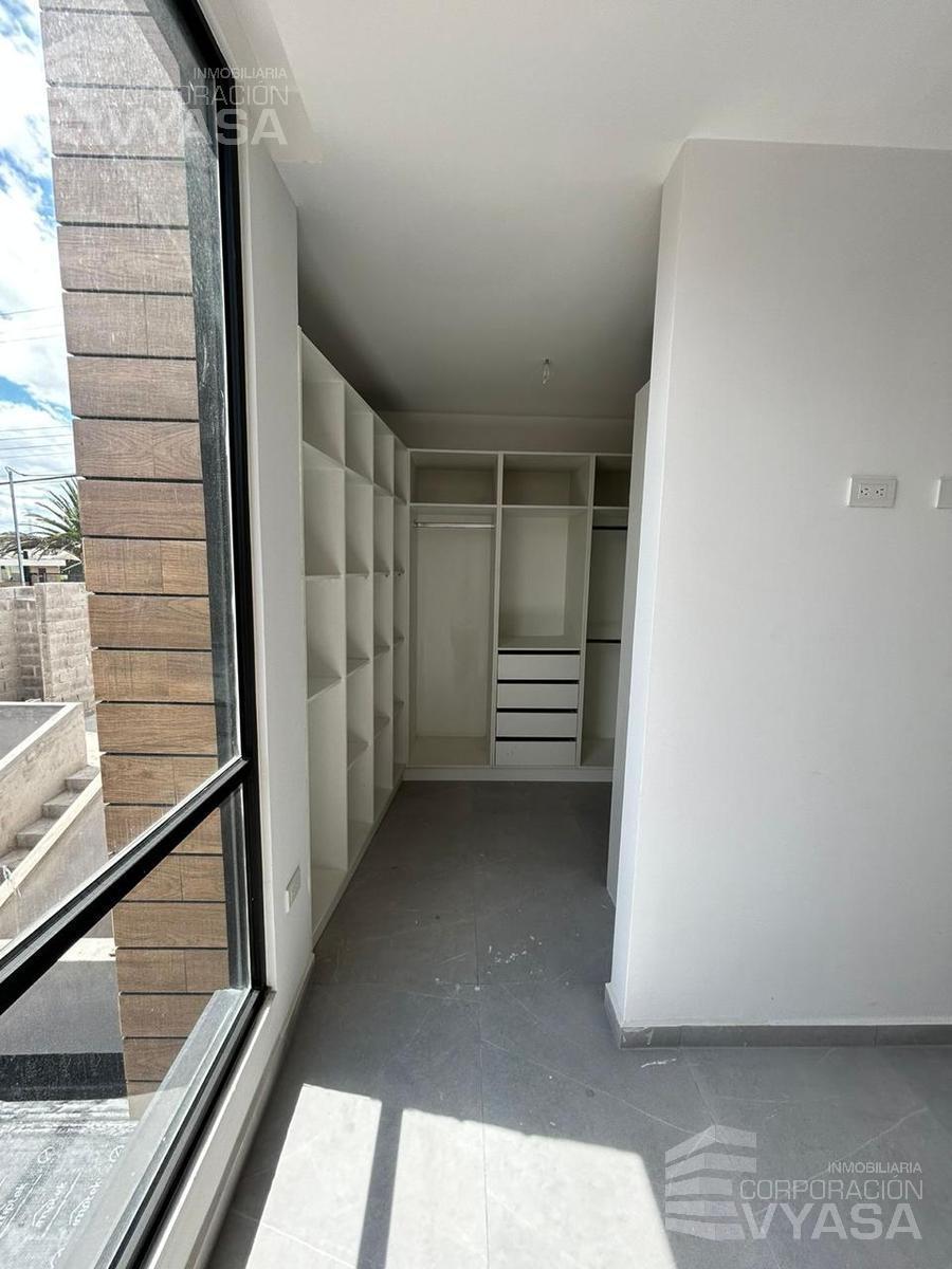 Tumbaco - Cerca Al Puente del Chiche, Casa de 138,39 m² en Venta (C - 9) — imagen 4