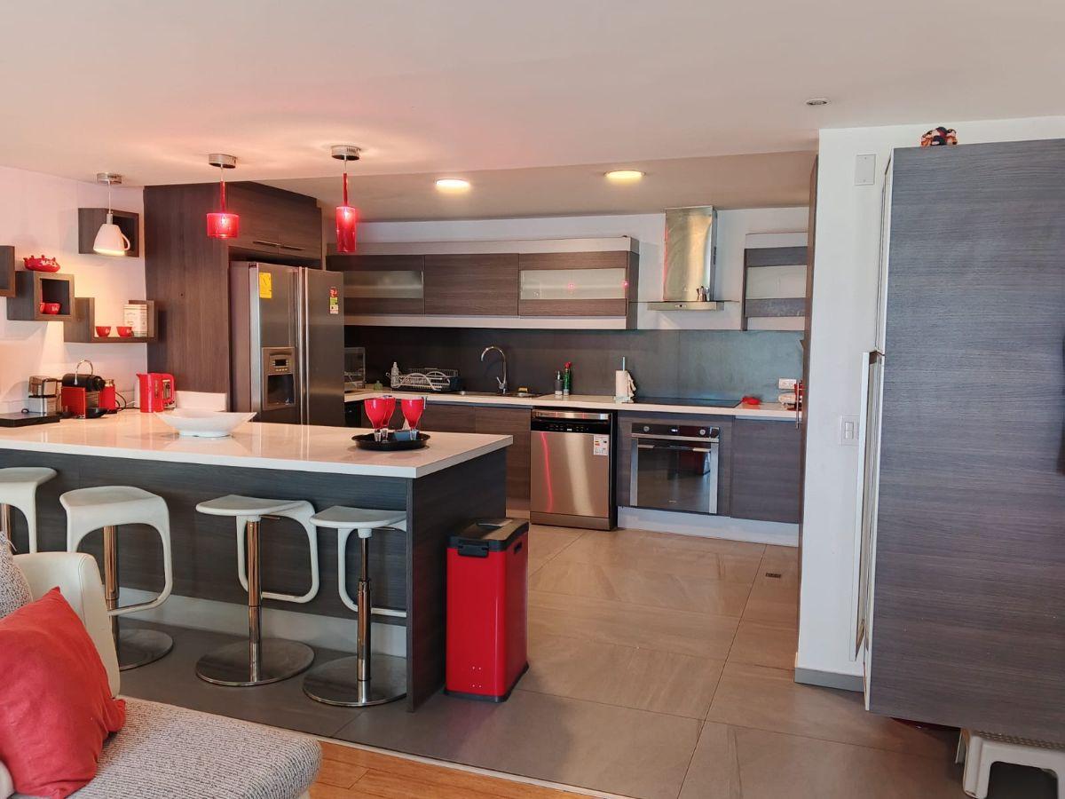 Vendo Hermoso Duplex con Jardín Privado, en Sector Quiteño Libre — imagen 3