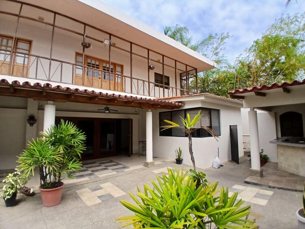 Casa Rentera en Venta en Puerto Azul Km. 10,5 Via a La Costa, Guayas — imagen 5