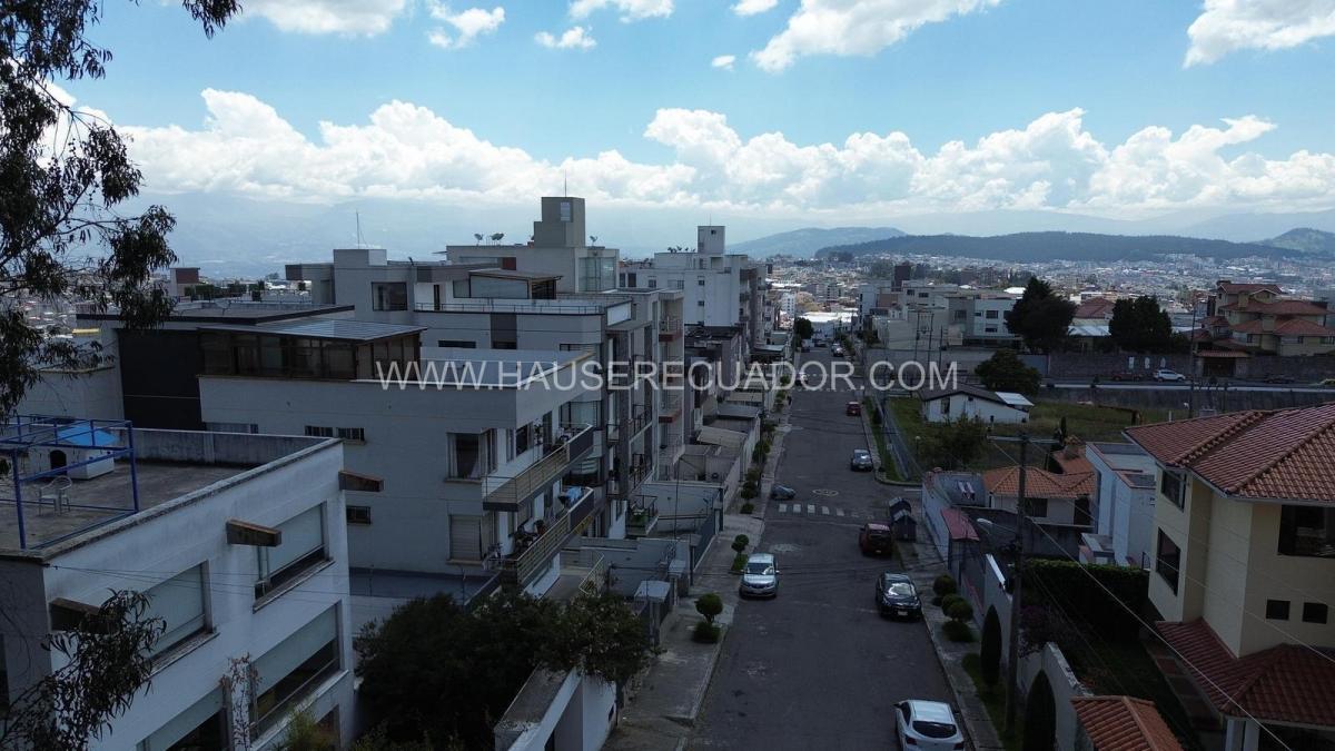 Terreno de 720 m² en Santa Lucia Norte, Dentro de Urbanización con Seguridad 24 Horas — imagen 3