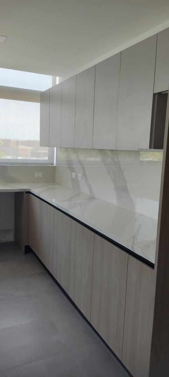 Isla Mocoli Vendo Moderno Departamento de Estreno con Ascensor, Guayas — imagen 8