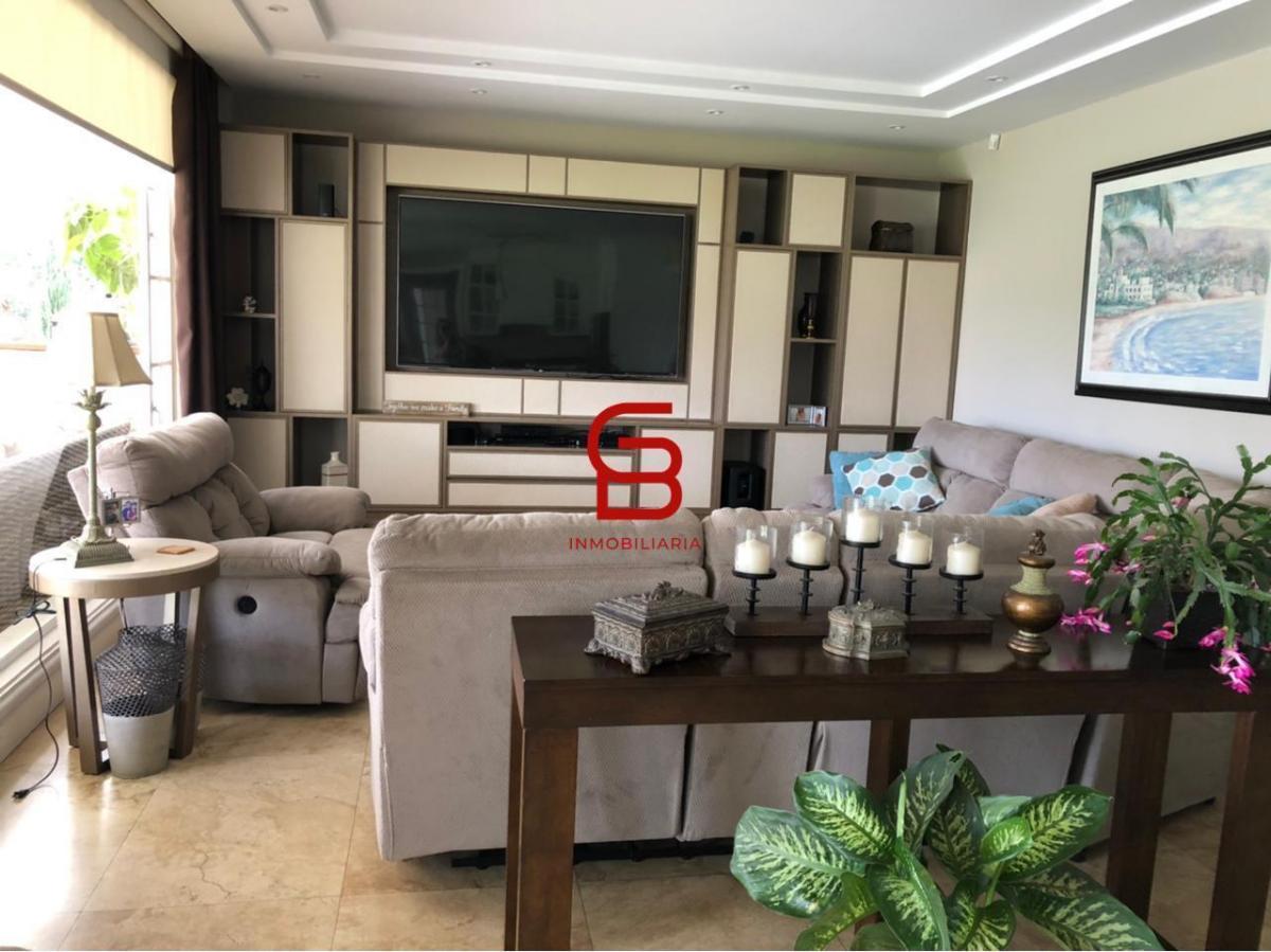 Vendo Casa con Piscina y Sala de Cine Terreno de 3570 m² y 768.80 Area de Construccion - Puembo — imagen 3