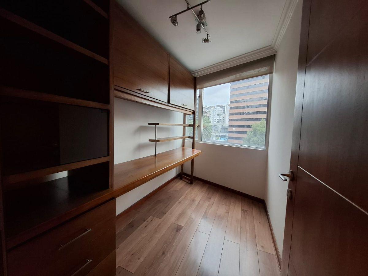 Venta Departamento Amoblado. La Carolina — imagen 4