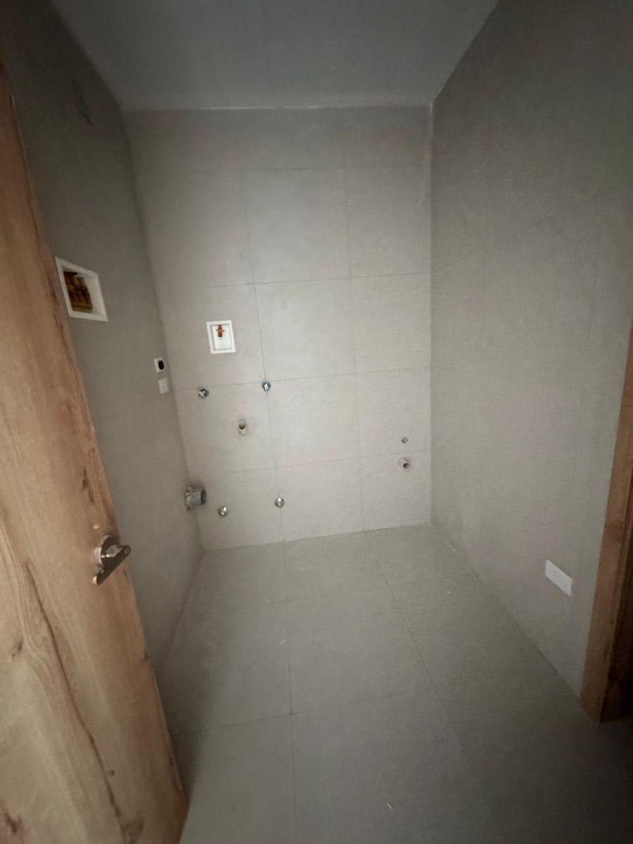 Departamento de 190 m² con 3 Habitaciones en Venta en Mocoli Vista Lago, Guayas — imagen 5