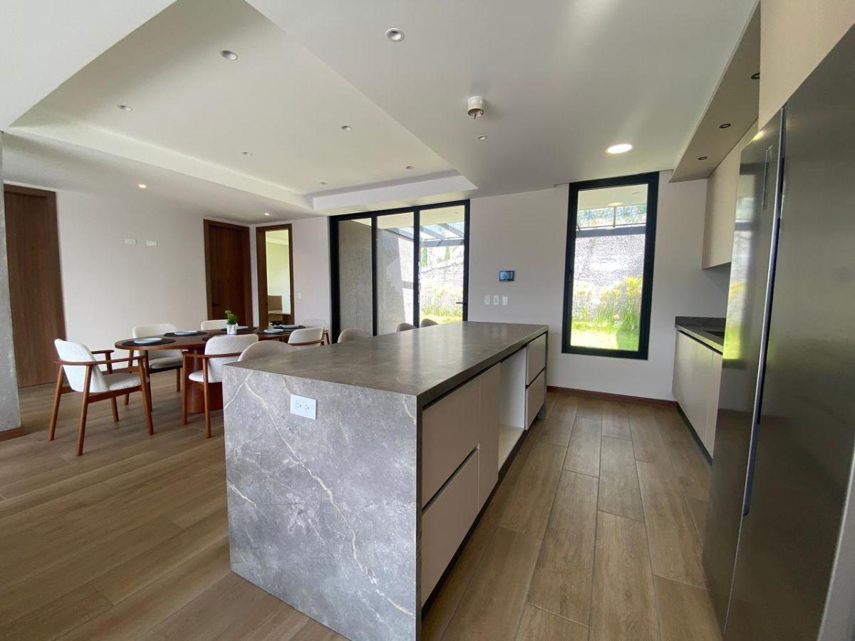 Casa de Lujo de 403 m² con 4 Habitaciones de Venta en Campo Alegre — imagen 3