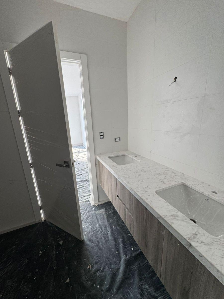 Departamento de 167 m² con 3 Habitaciones en Venta en Samborondón, Guayas — imagen 5