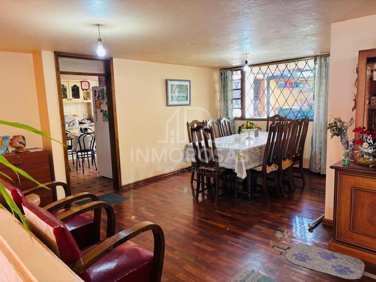Oportunidad! Casa $190.000 de 4 Dorm. Sector Real Audiencia - Col. Matovelle — imagen 3