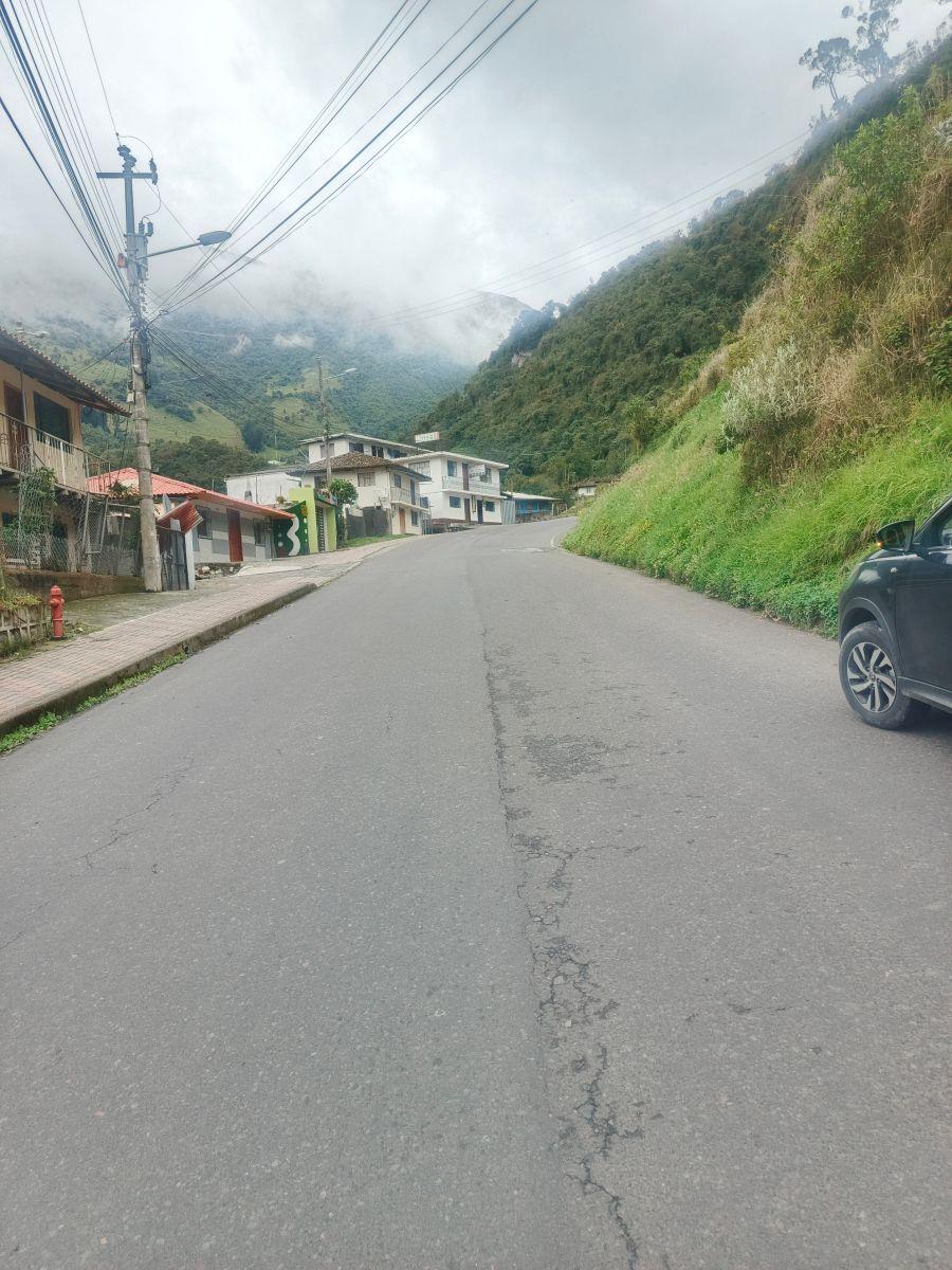 Vendo Terreno en El Centro de Papallacta con Casita de Madera por Remodelar y Agua Termal, Napo — imagen 5