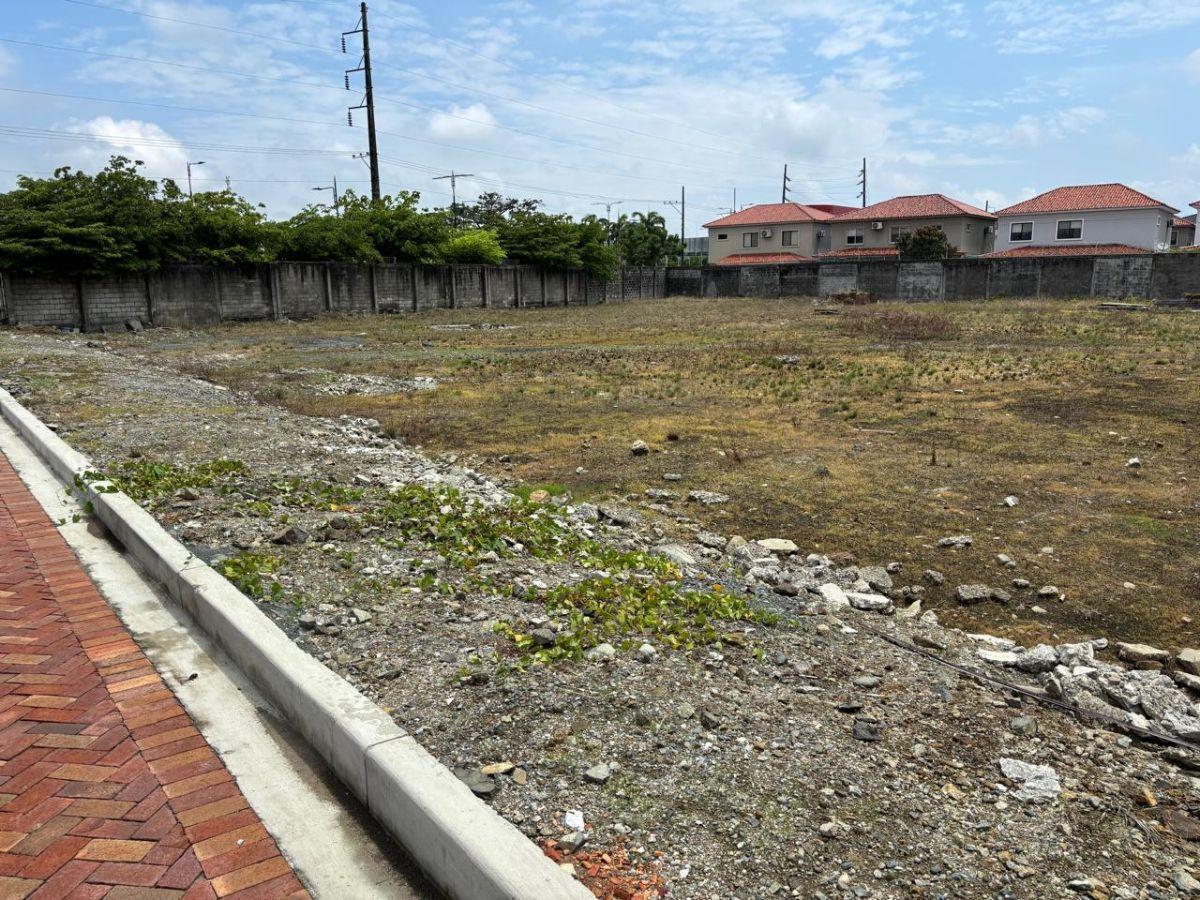 $1.100 Cada m² Samborondón, Vendo Terreno Esquinero Junto a Hipermarket Buijo. Guayas — imagen 3