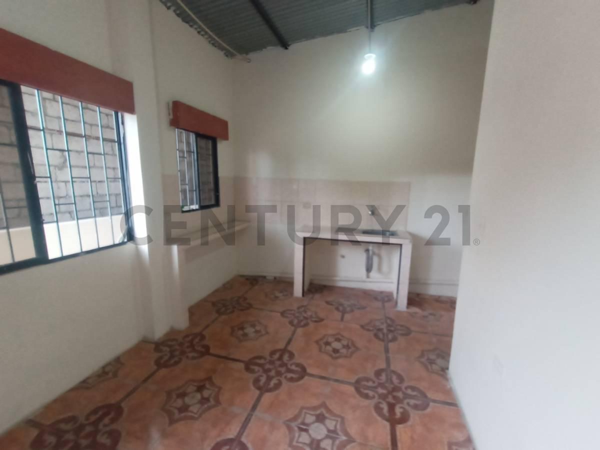 Vendo Casa Rentera Coop. Juan Montalvo 7 Departamentos 1% Rentabilidad, Guayas — imagen 5