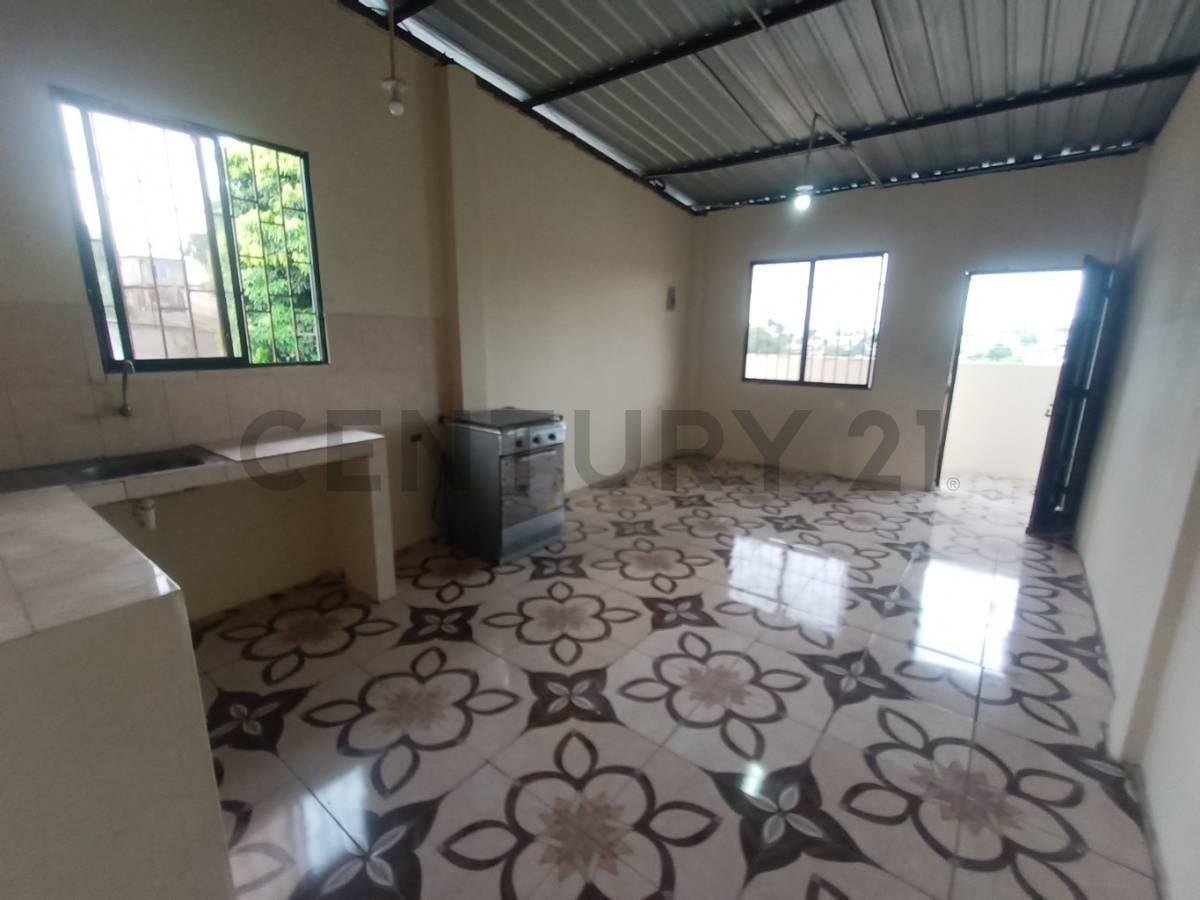 Vendo Casa Rentera Coop. Juan Montalvo 7 Departamentos 1% Rentabilidad, Guayas — imagen 4