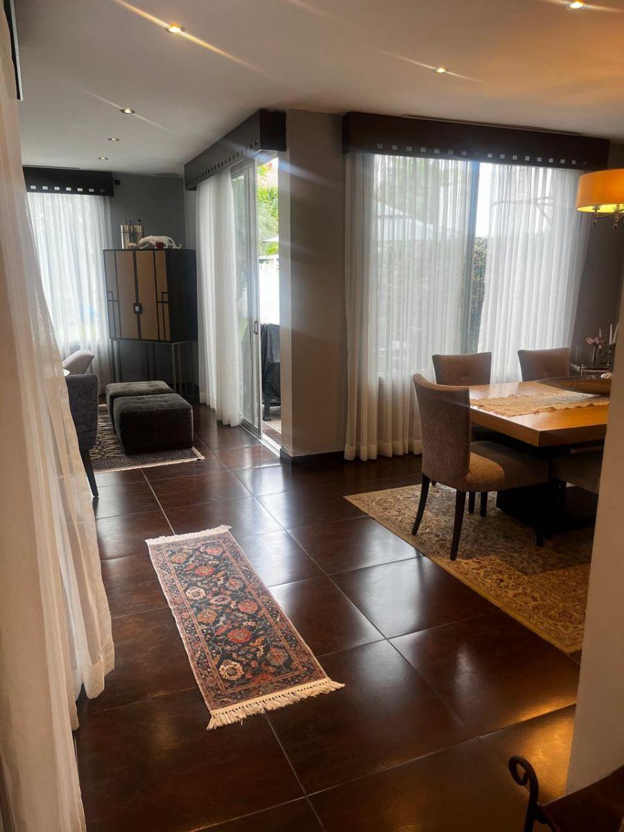Samborondon Km 8 Urbanización La Lagunal Casa en Venta, Guayas — imagen 4