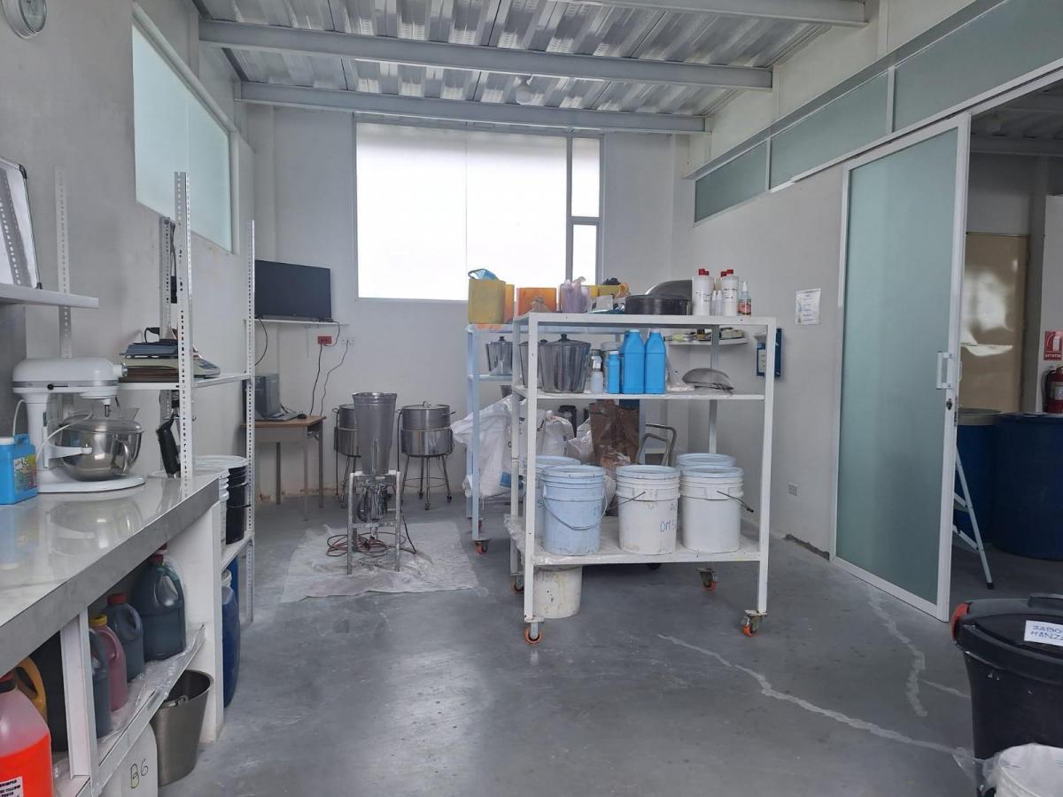 Venta Terreno Industrial Alto Impacto Sur de Quito 4300 m² con Bodegas — imagen 3