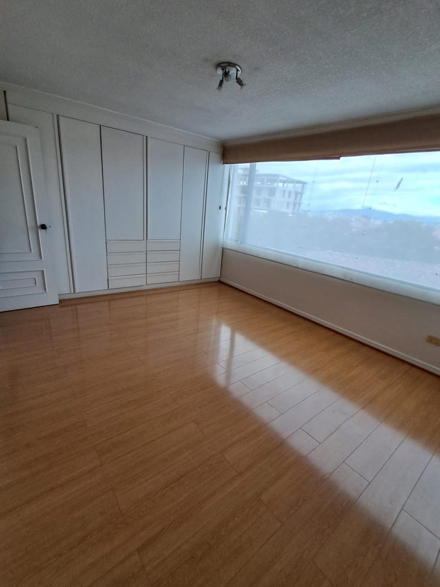 Vendo Hermoso Dpto. Duplex Sector El Bosque — imagen 3