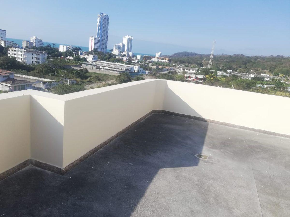 Departamento Dúplex Amoblado en Tonsupa — imagen 8