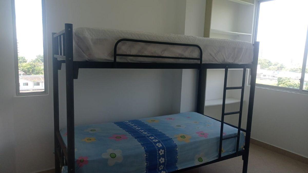 Departamento Dúplex Amoblado en Tonsupa — imagen 4