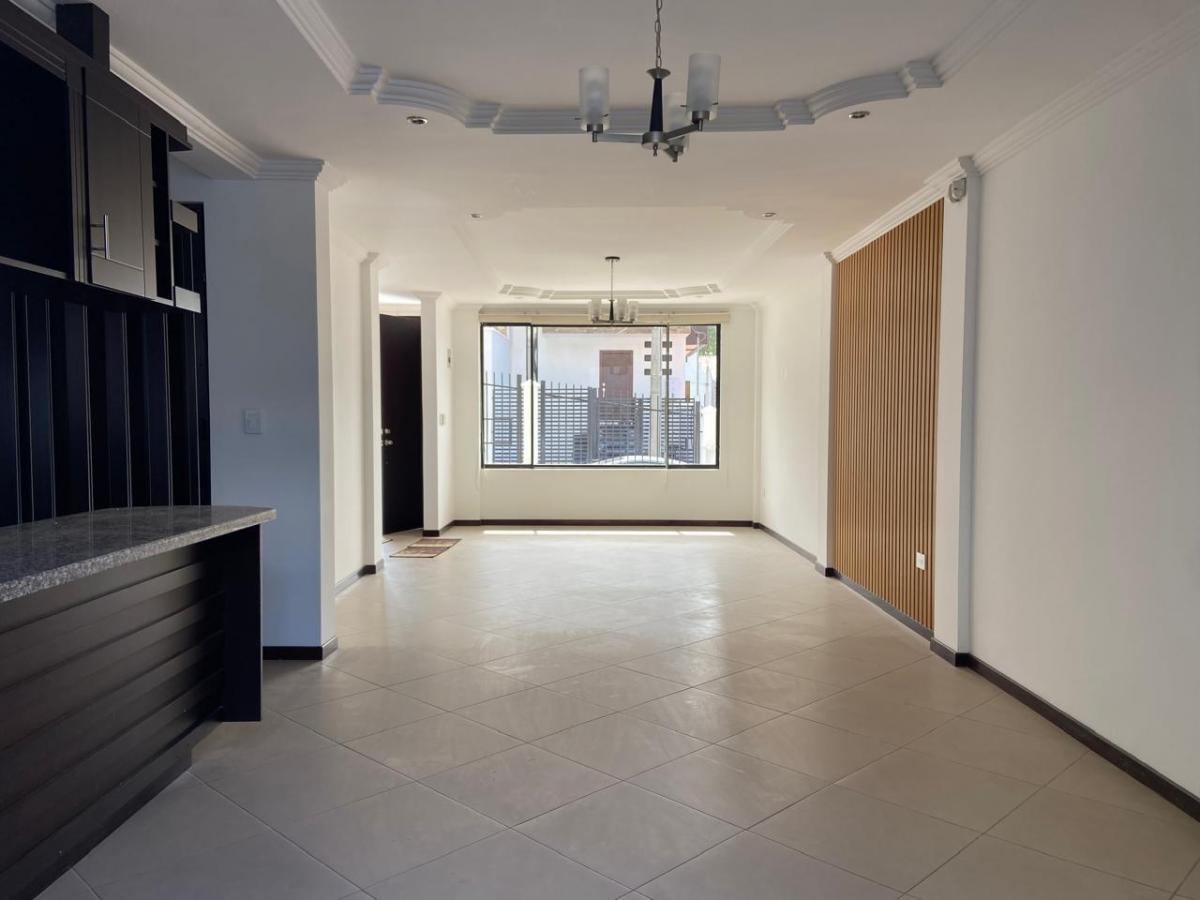 Casa en Venta, Urbanización, Racar, Azuay — imagen 5