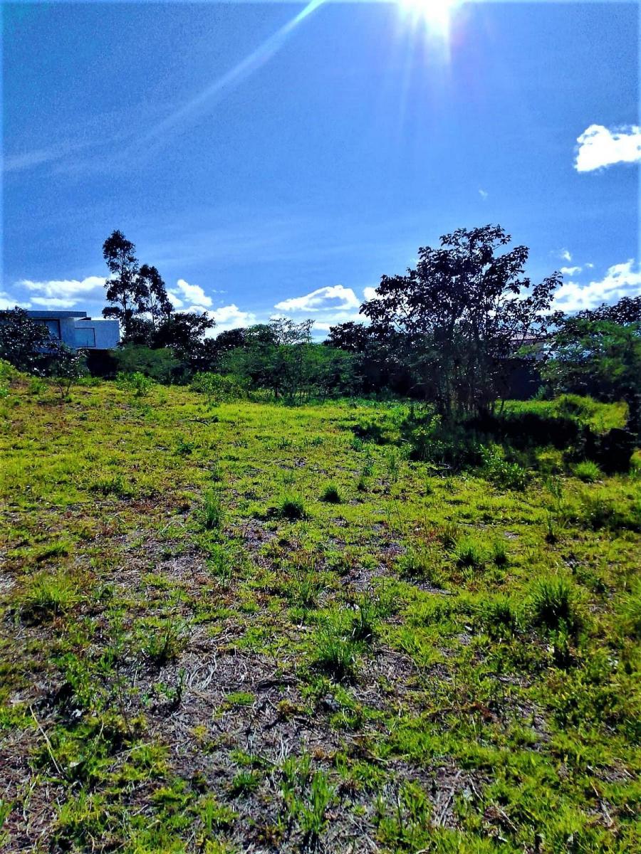 Se Vende Terreno Nayón 2000 m², Urb. Privada — imagen 5