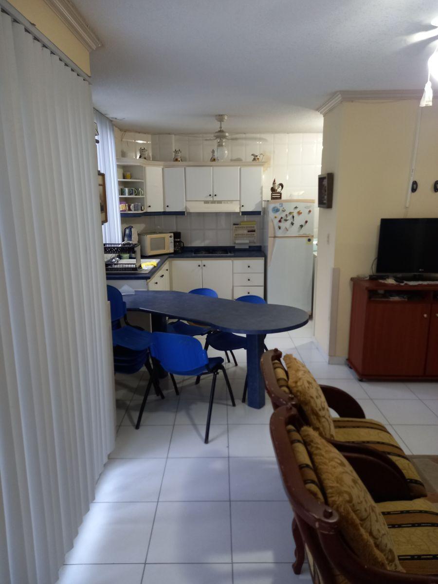 Vendo Departamento Departamento de 80 m² con 2 Dorm. en Tonsupa Sector Cabaplan — imagen 4